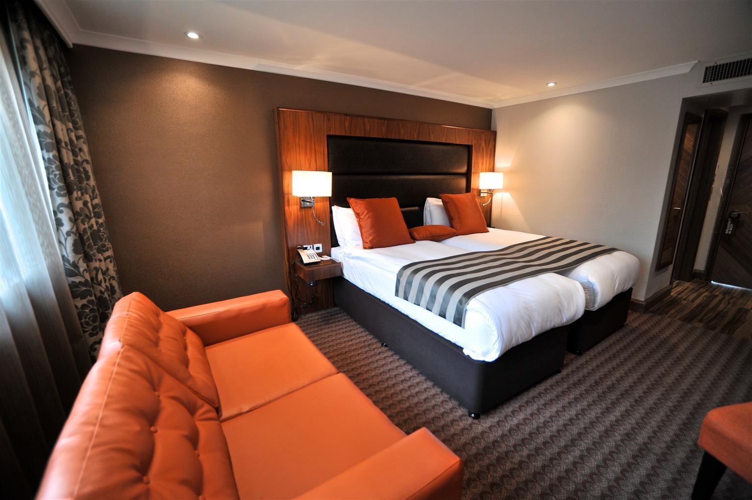 Frensham Pond Country House Hotel & Spa فارنهام المظهر الخارجي الصورة