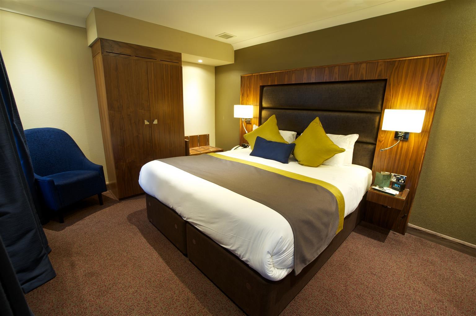 Frensham Pond Country House Hotel & Spa فارنهام المظهر الخارجي الصورة