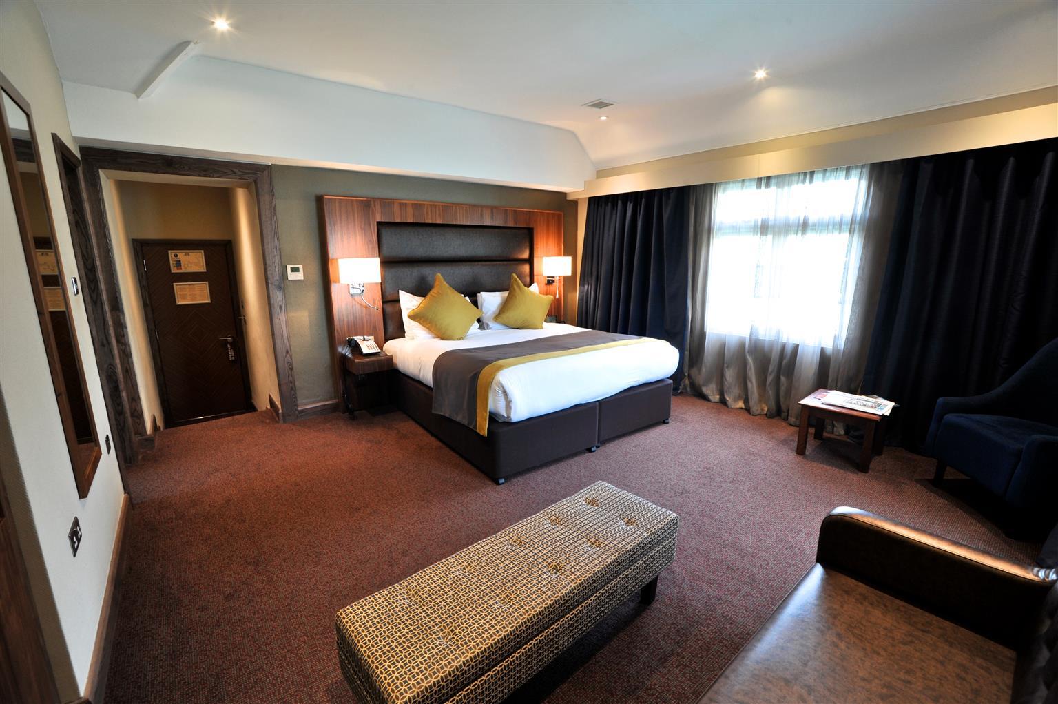 Frensham Pond Country House Hotel & Spa فارنهام المظهر الخارجي الصورة