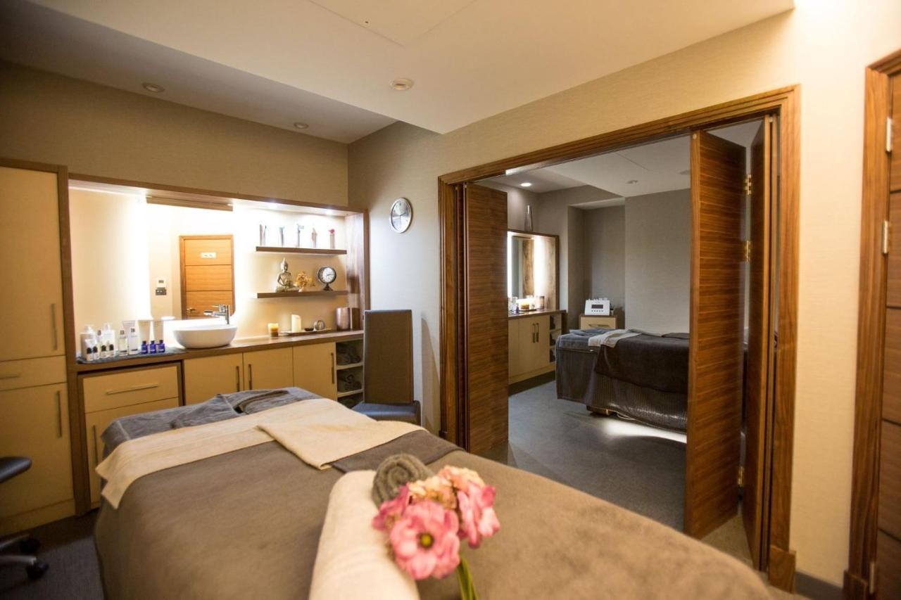 Frensham Pond Country House Hotel & Spa فارنهام المظهر الخارجي الصورة
